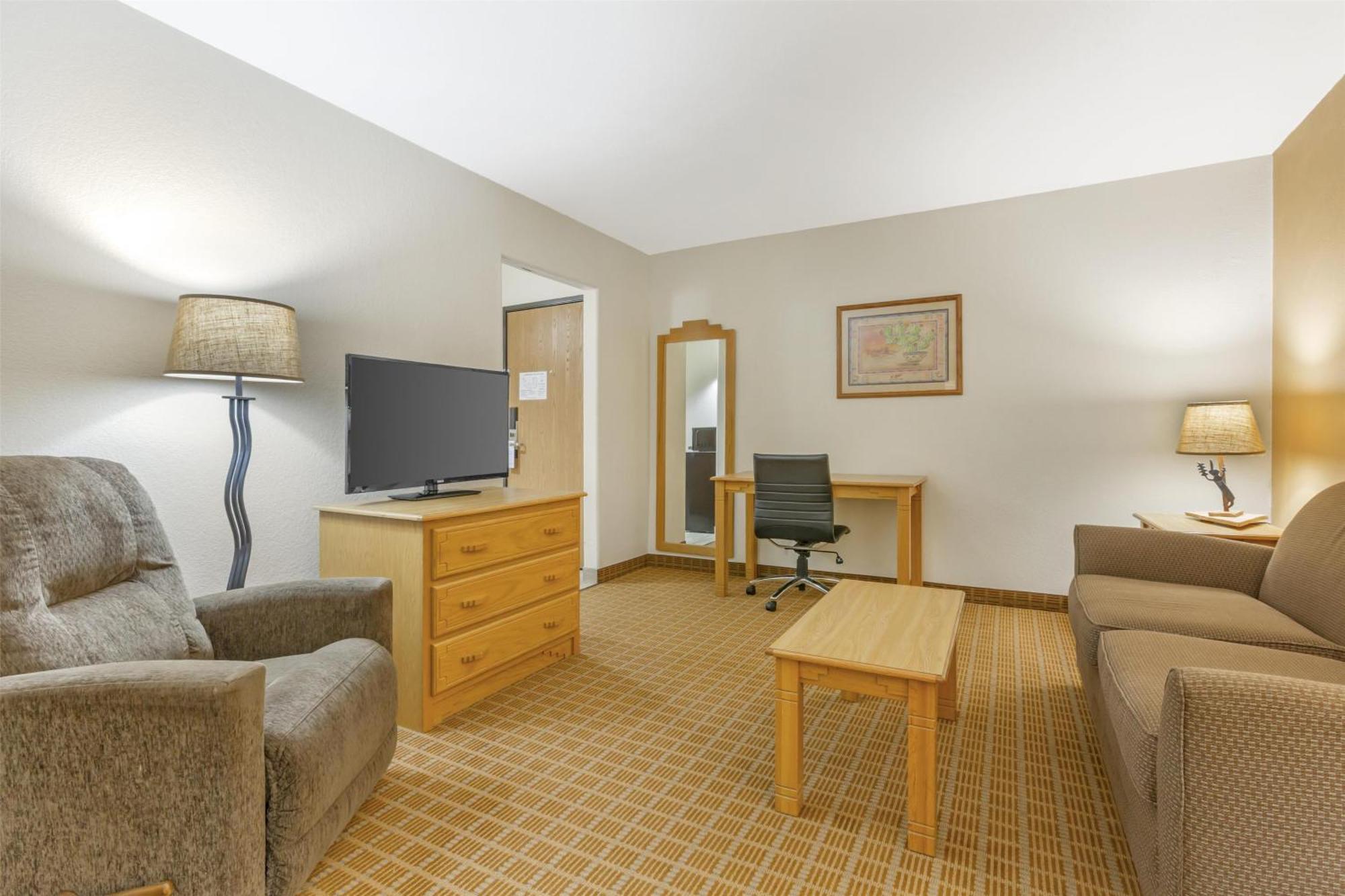Western & Hotel